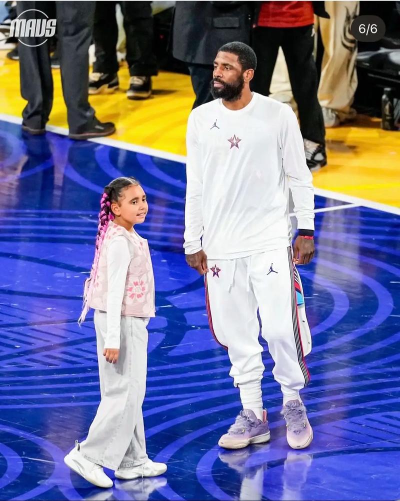 贝纳蒂亚：我和德布劳内谈过，但当时他已接近签约那不勒斯了（贝纳蒂亚：曾与德布劳内沟通，但他当时已基本确定加盟那不勒斯）